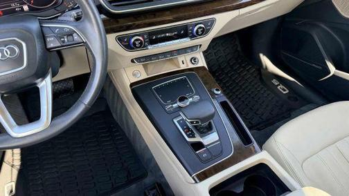 2019 Audi Q5 2.0T Prestige
