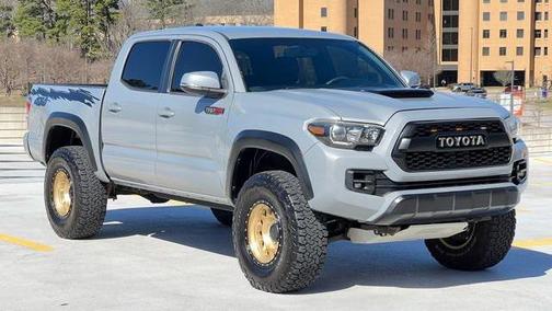 2017 Toyota Tacoma Base