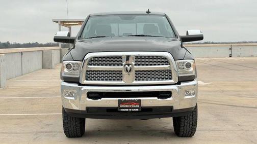 2017 RAM 2500 Laramie Crew Cab 4x4 6'4' Box