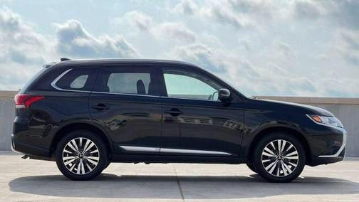 2020 Mitsubishi Outlander SEL
