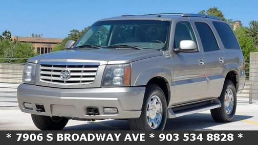 2003 Cadillac Escalade Base