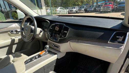 2021 Volvo XC90 T6 Inscription