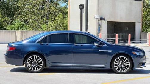2017 Lincoln Continental Reserve