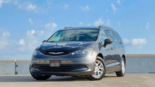 2020 Chrysler Voyager LXI