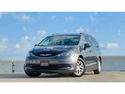 2020 Chrysler Voyager LXI