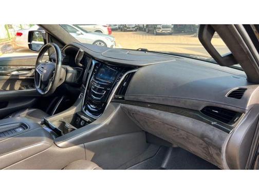 2019 Cadillac Escalade Platinum