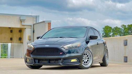 2017 Ford Focus ST