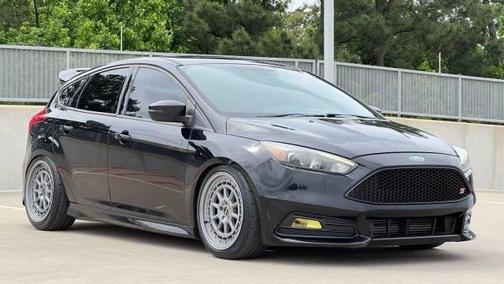 2017 Ford Focus ST