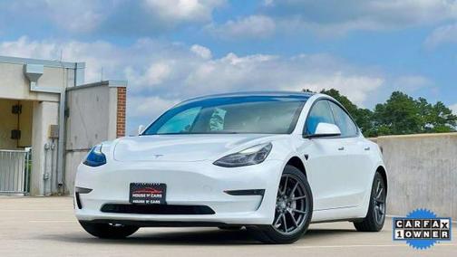 2021 Tesla Model 3 Standard Range Plus
