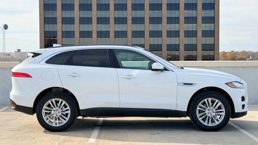 2019 Jaguar F-PACE 25t Prestige