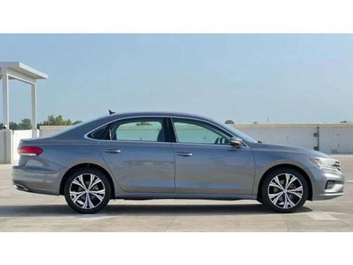 2020 Volkswagen Passat 2.0T SE