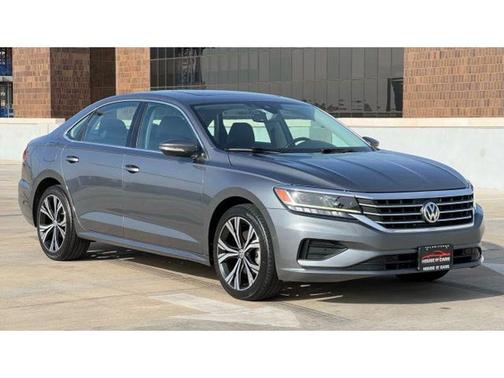 2020 Volkswagen Passat 2.0T SE