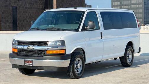 2017 Chevrolet Express 2500 LT
