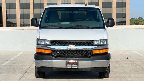 2017 Chevrolet Express 2500 LT