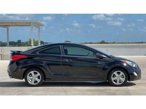 2013 Hyundai ELANTRA GS