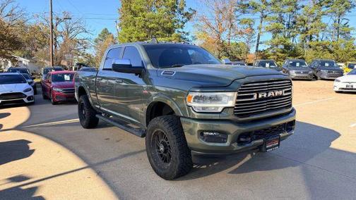 2020 RAM 2500 Laramie Crew Cab 4X4 6'4' Box