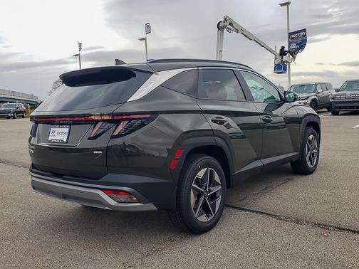 2026 Hyundai TUCSON SEL Premium