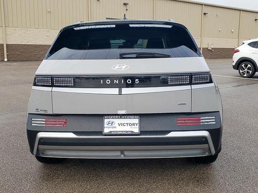 2025 Hyundai IONIQ 5 SEL