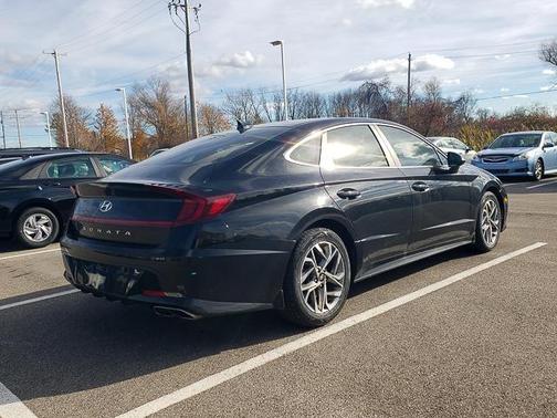 2023 Hyundai SONATA SEL