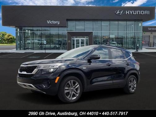 Cherry Black 2023 Kia Seltos S