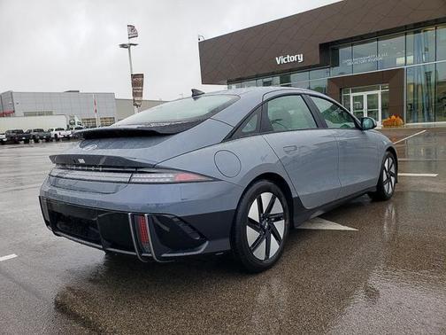 2025 Hyundai IONIQ 6 SE