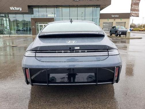 2025 Hyundai IONIQ 6 SE