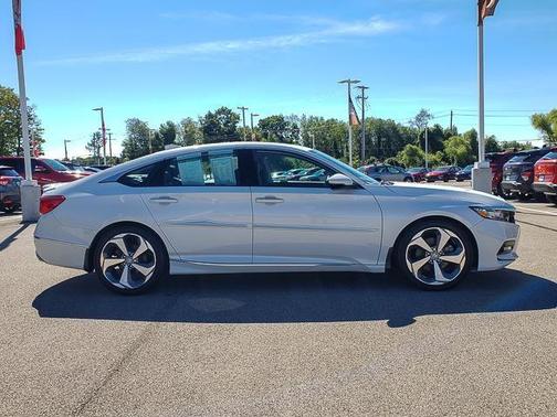 2019 Honda Accord Touring 2.0T