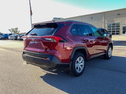 2019 Toyota RAV4 LE