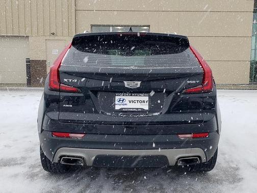 2023 Cadillac XT4 Premium Luxury