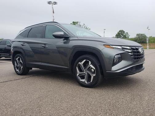 Gray 2023 Hyundai TUCSON SEL