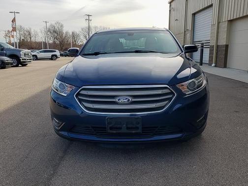 2016 Ford Taurus SEL