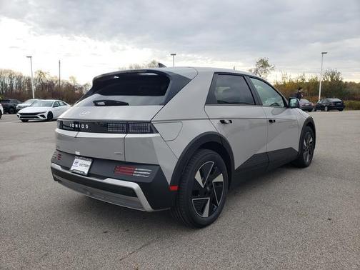 2026 Hyundai IONIQ 5 SEL