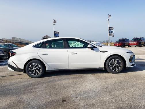 2026 Hyundai SONATA Hybrid Blue