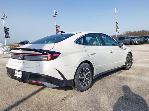 2026 Hyundai SONATA Hybrid Blue