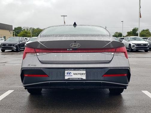 2025 Hyundai ELANTRA SEL Convenience