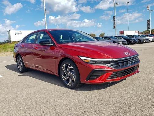 Red 2025 Hyundai ELANTRA SEL Sport