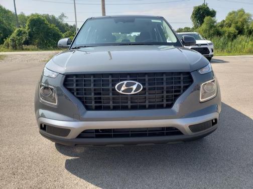 2025 Hyundai VENUE SE