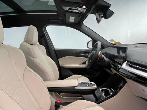 2025 BMW X1 M35i