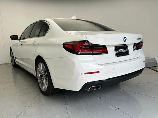 2023 BMW 530 i