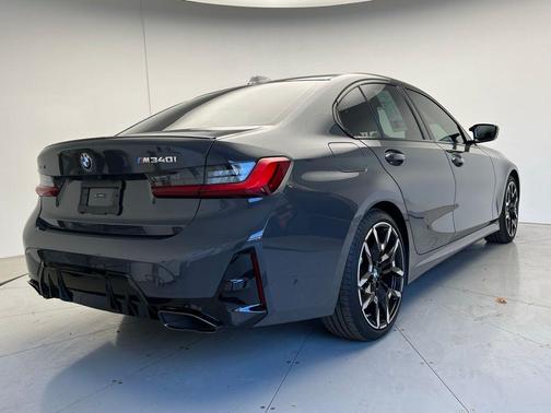 2025 BMW M340 xDrive