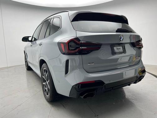 2024 BMW X3 M40i