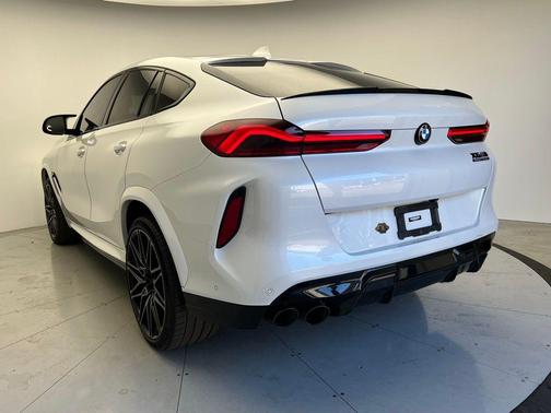 2022 BMW X6 M Base