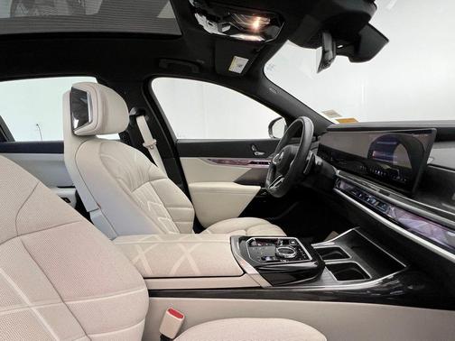 2024 BMW 760 xDrive