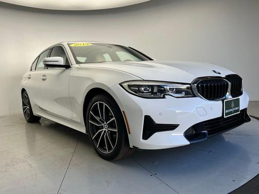 2019 BMW 330 xDrive