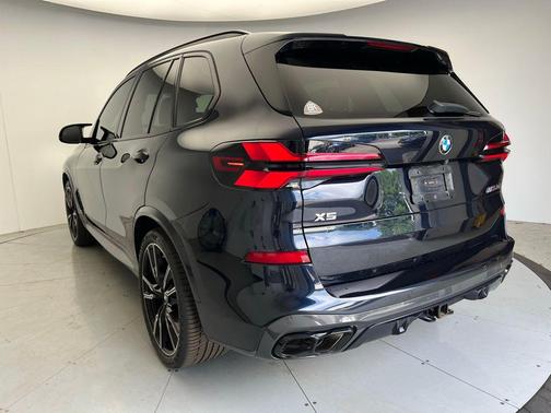2024 BMW X5 M60i