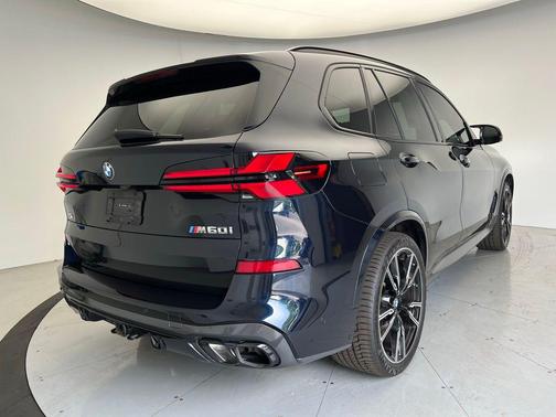 2024 BMW X5 M60i