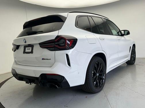 2023 BMW X3 M40i
