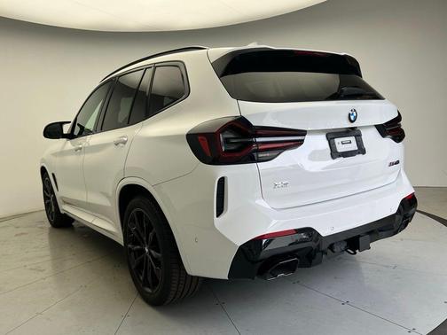 2023 BMW X3 M40i