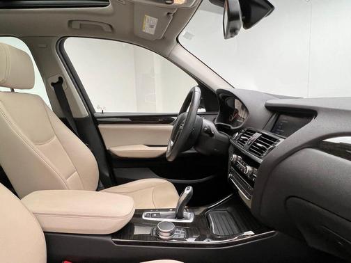 2017 BMW X3 sDrive28i