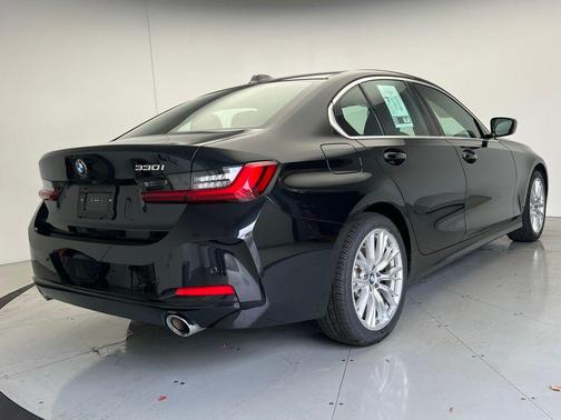 2024 BMW 330 330i